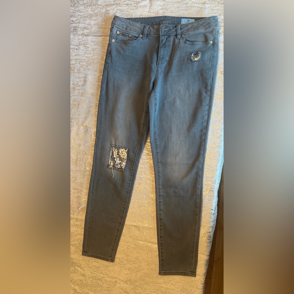 CeCe Gray Patchwork Skinny Jeans